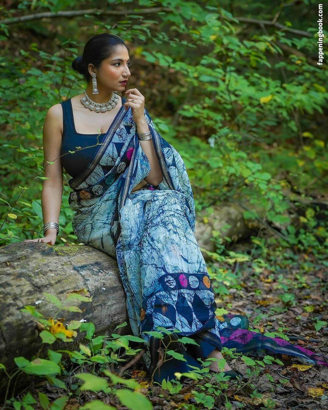 Komal Bhagat Onlyfans Nude Leaked Photos photo leak 38 of 40