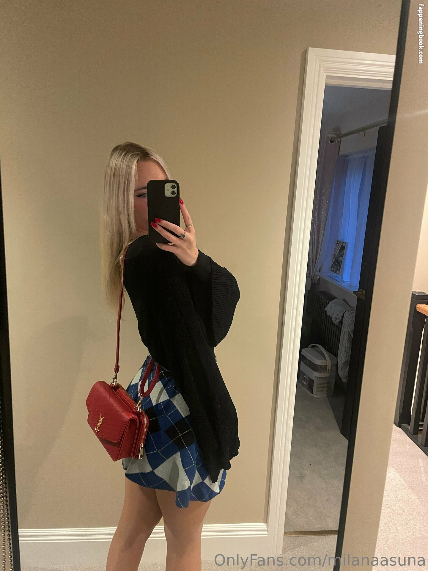 milanaasuna Onlyfans Nude Leaked Photos photo leak 35 of 49