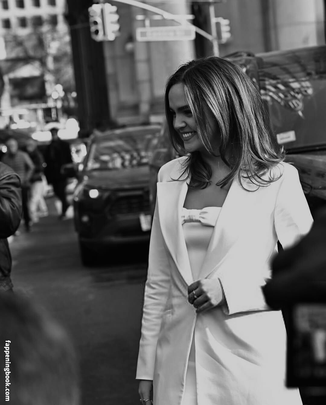 Bailee Madison Onlyfans Nude Leaked Photos photo leak 16 of 49