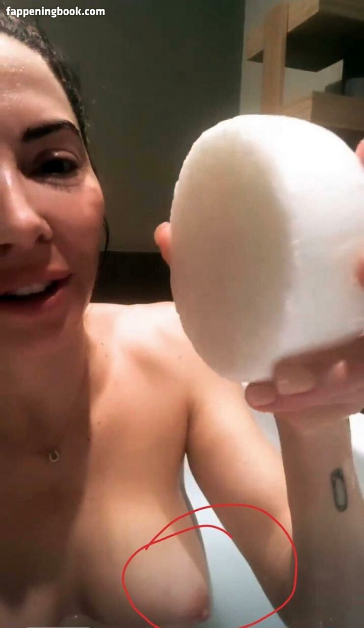 Whitney Cummings Onlyfans Nude Leaked Photos photo leak 15 of 48