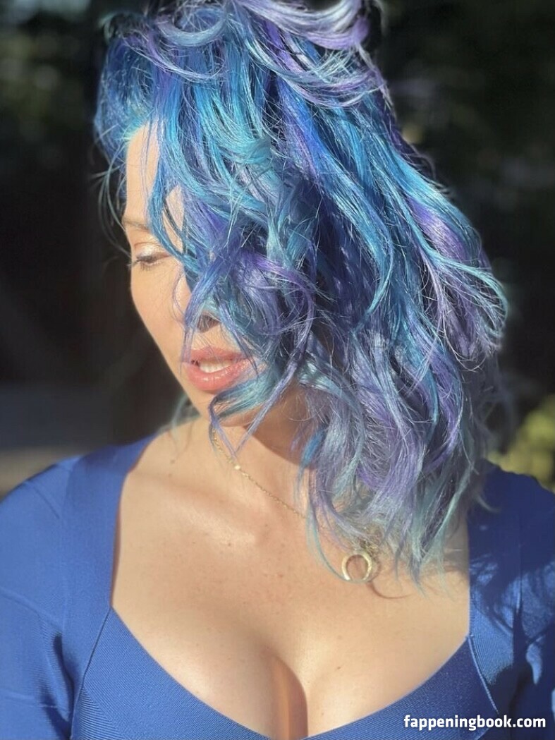 Whitney Cummings Onlyfans Nude Leaked Photos photo leak 27 of 48