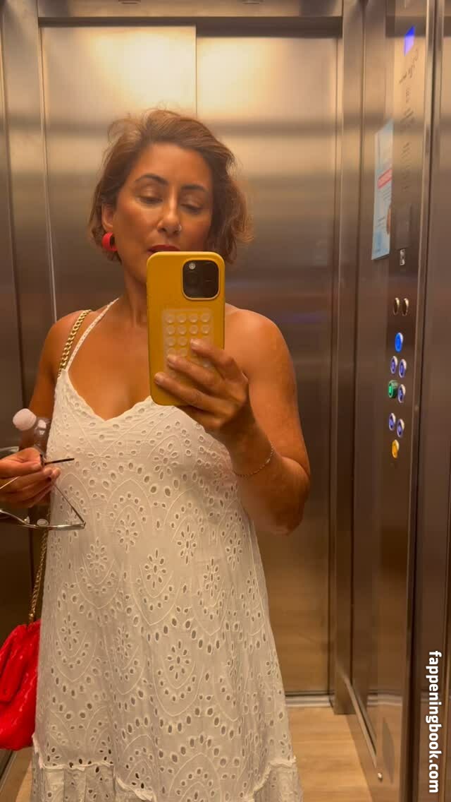 Saira Khan Onlyfans Nude Leaked Photos photo leak 2 of 45