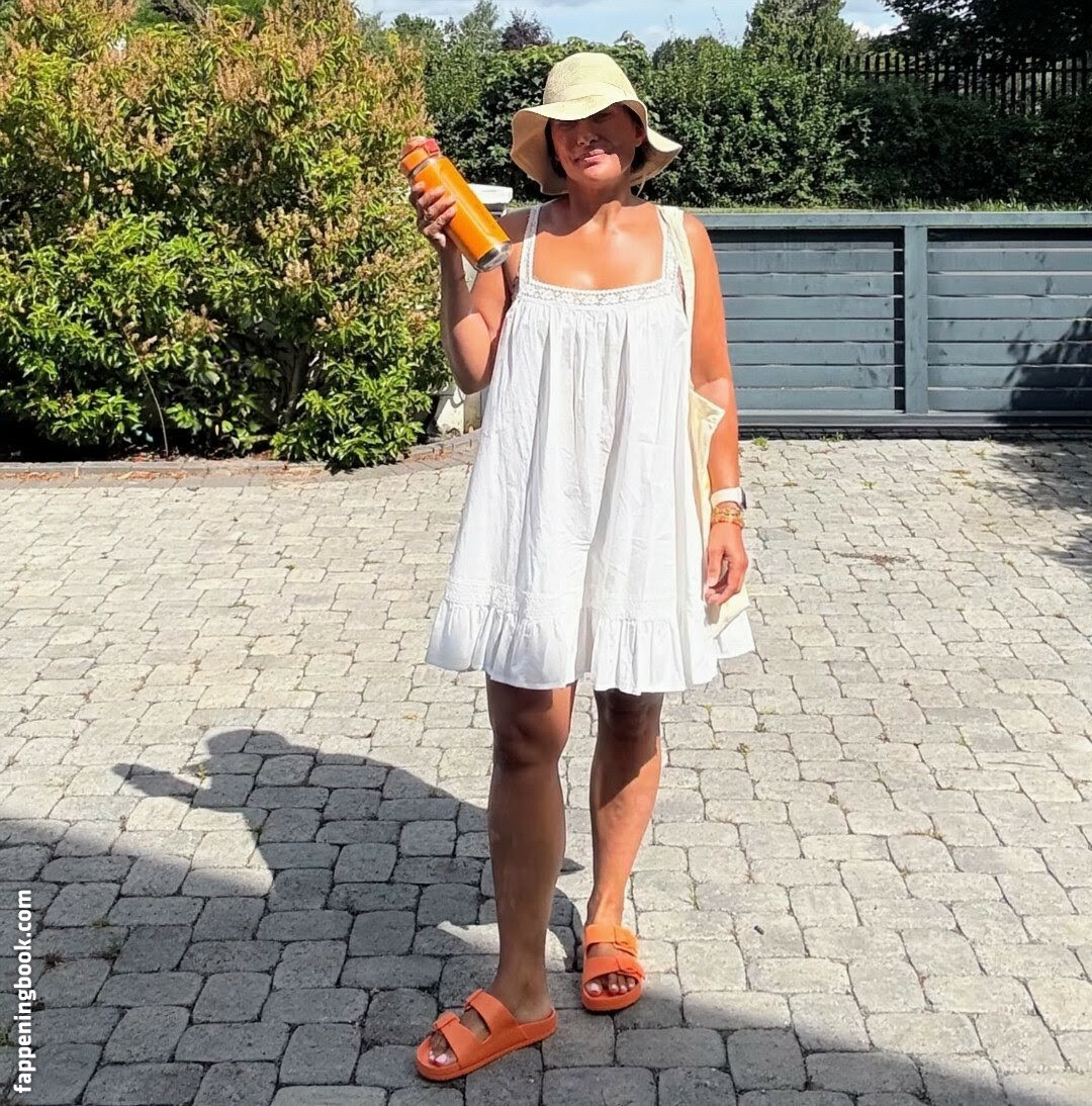 Saira Khan Onlyfans Nude Leaked Photos photo leak 9 of 45