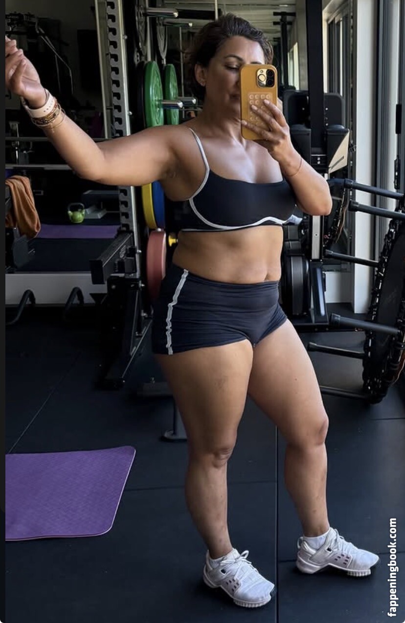 Saira Khan Onlyfans Nude Leaked Photos photo leak 26 of 45