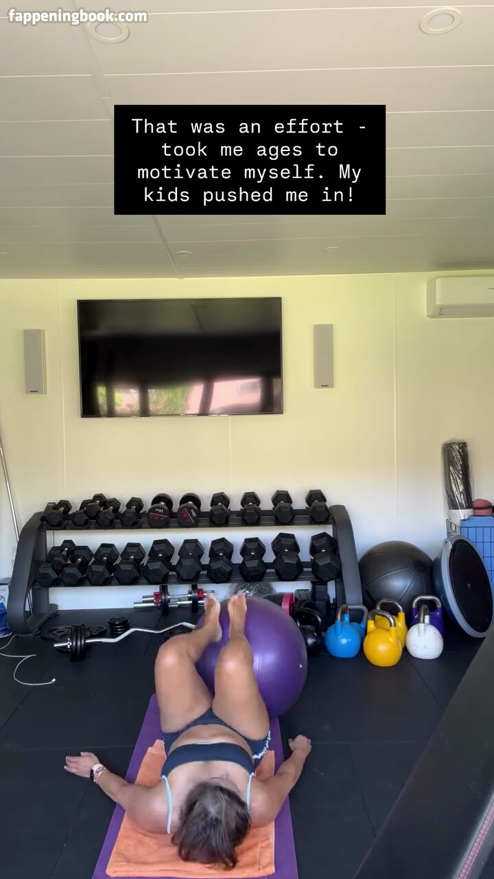 Saira Khan Onlyfans Nude Leaked Photos photo leak 29 of 45