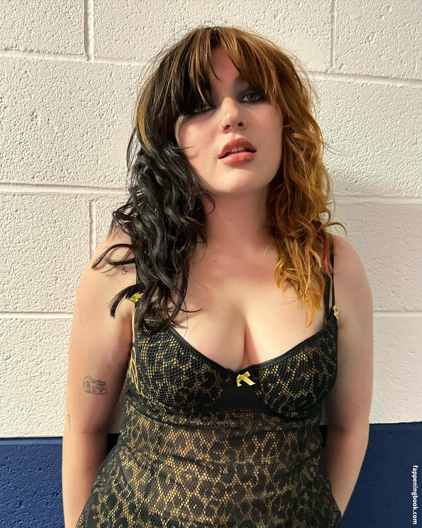 Gayle Onlyfans Nude Leaked Photos photo leak 38 of 41