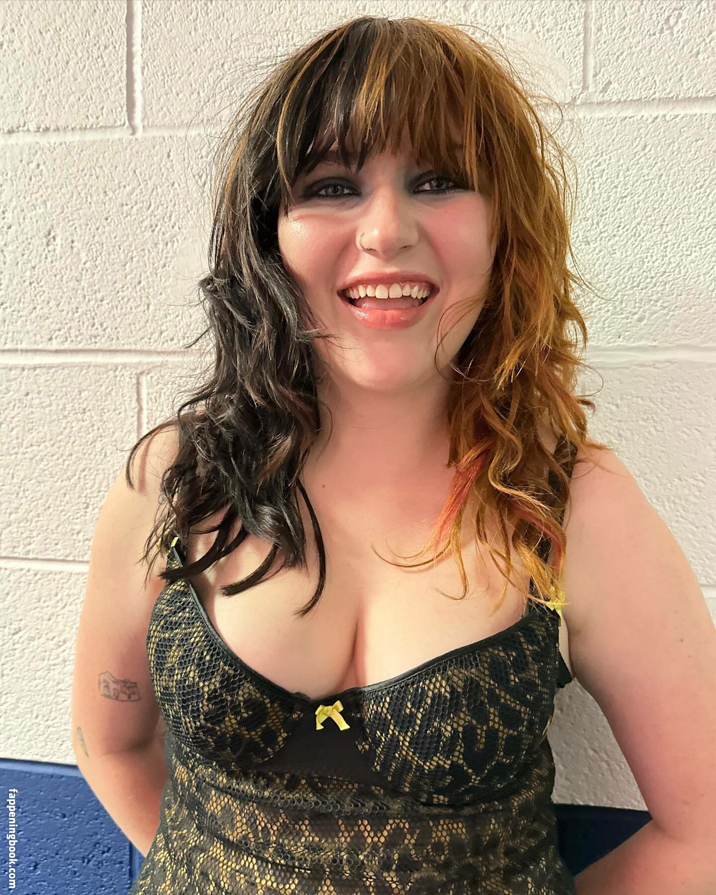Gayle Onlyfans Nude Leaked Photos photo leak 40 of 41