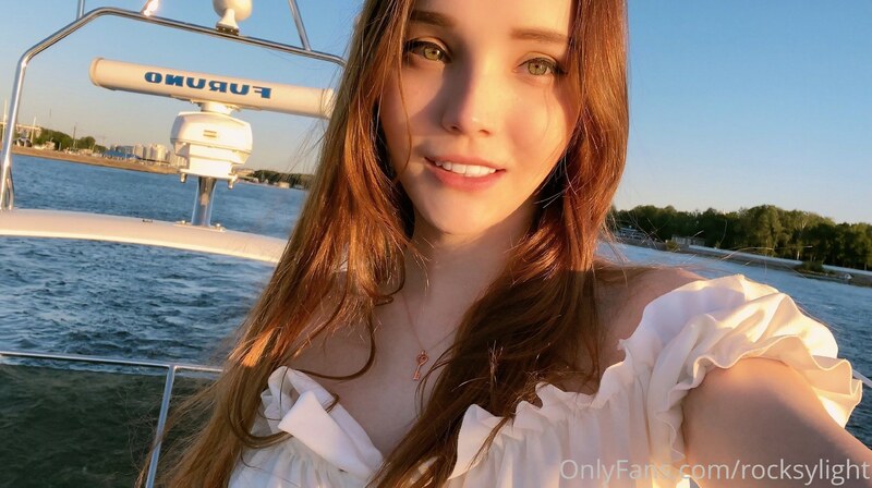 Rocksy Light / AlisaPikaPika Patreon Nude Leaks photo leak 20 of 4149