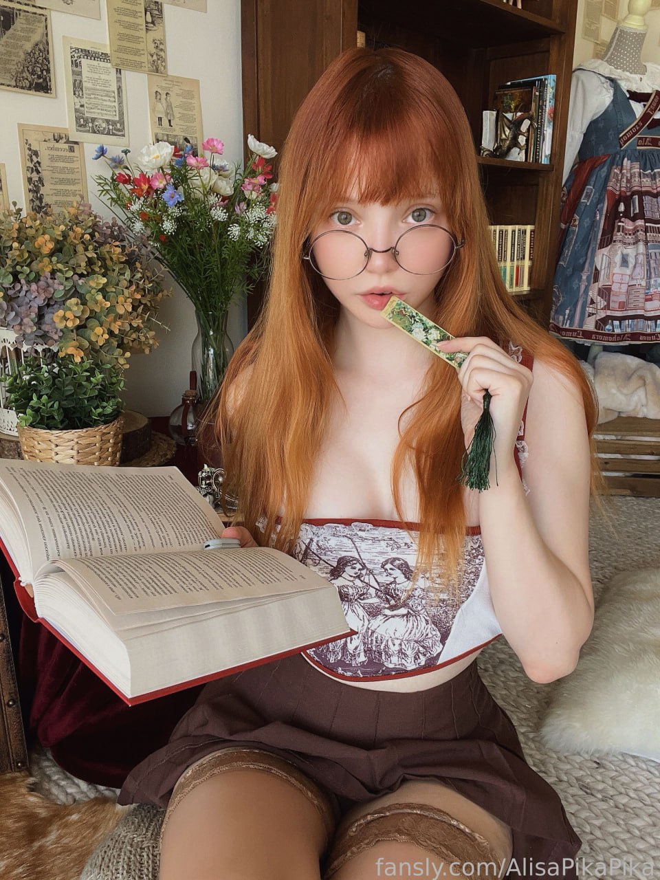 Rocksy Light / AlisaPikaPika Patreon Nude Leaks photo leak 1187 of 4149