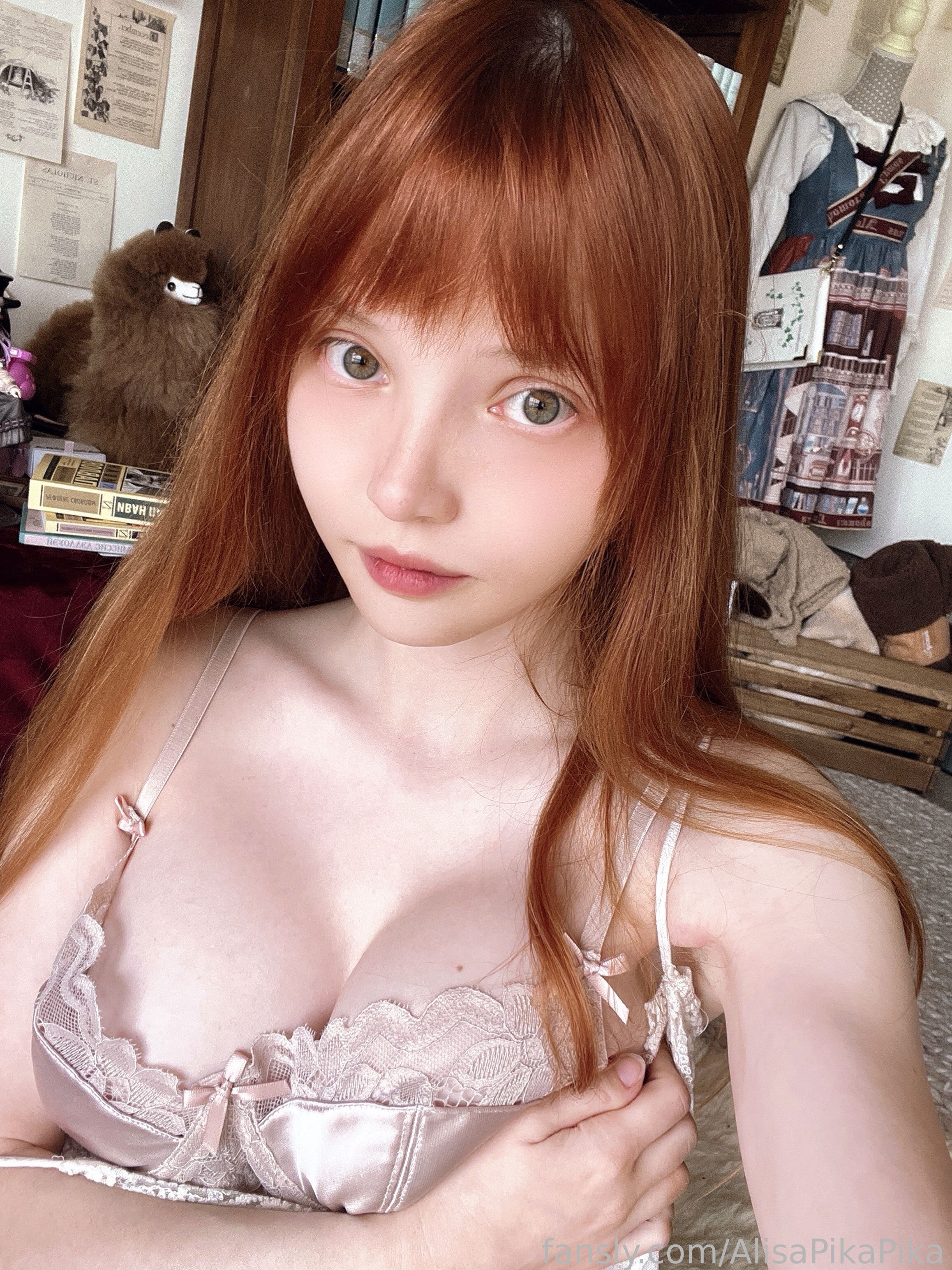 Rocksy Light / AlisaPikaPika Patreon Nude Leaks photo leak 1445 of 4149