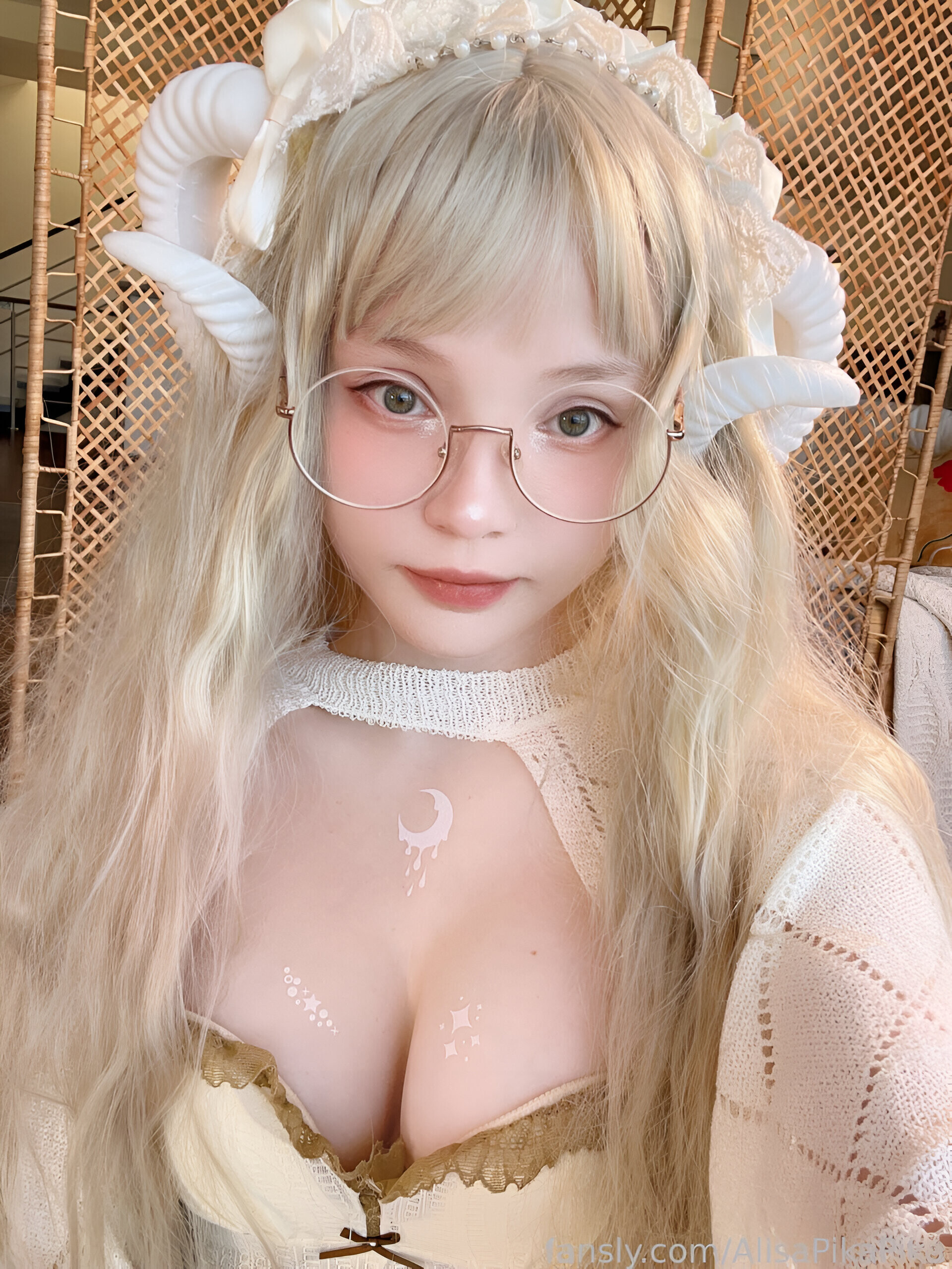 Rocksy Light / AlisaPikaPika Patreon Nude Leaks photo leak 3049 of 4149