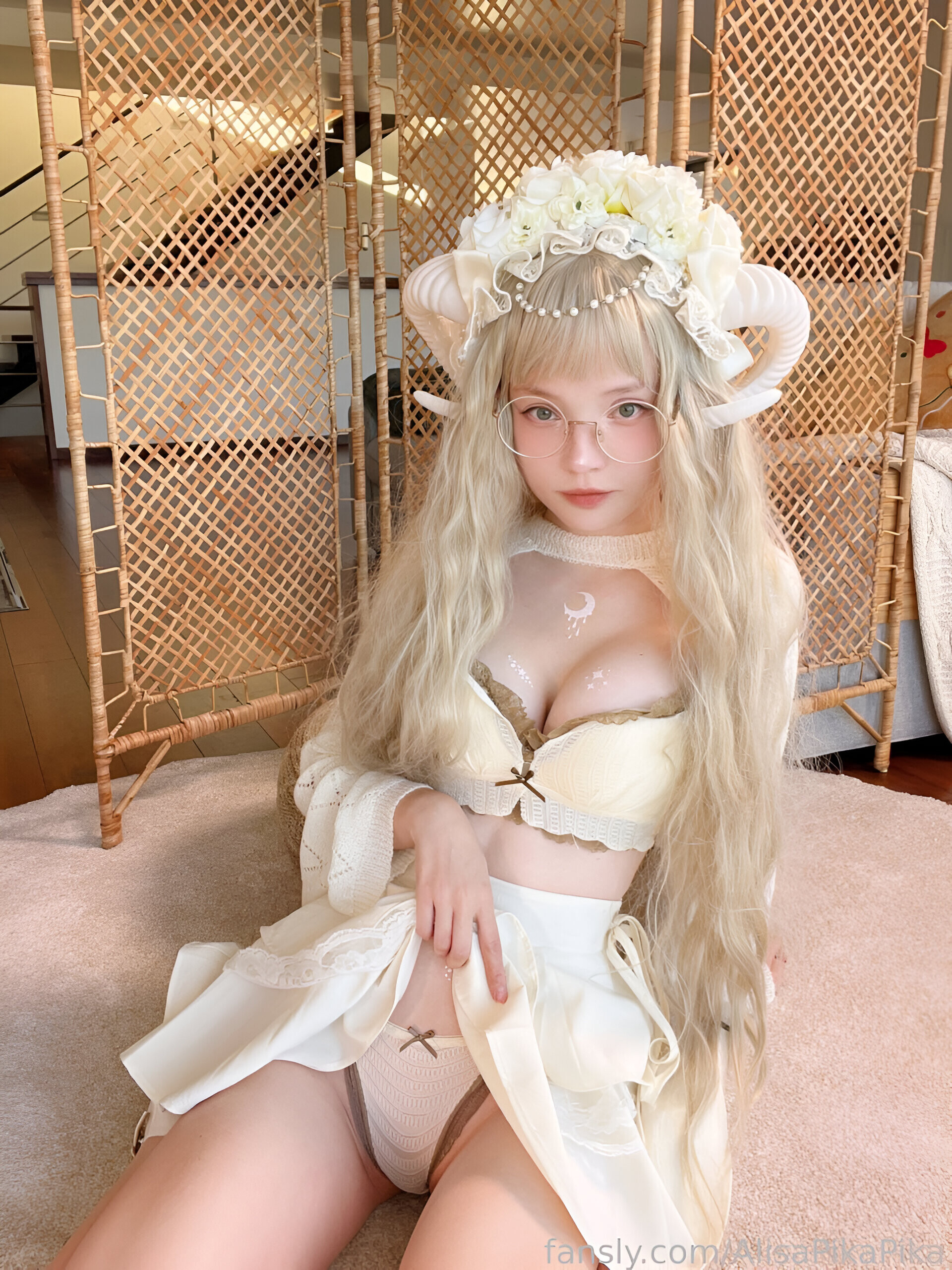 Rocksy Light / AlisaPikaPika Patreon Nude Leaks photo leak 3066 of 4149