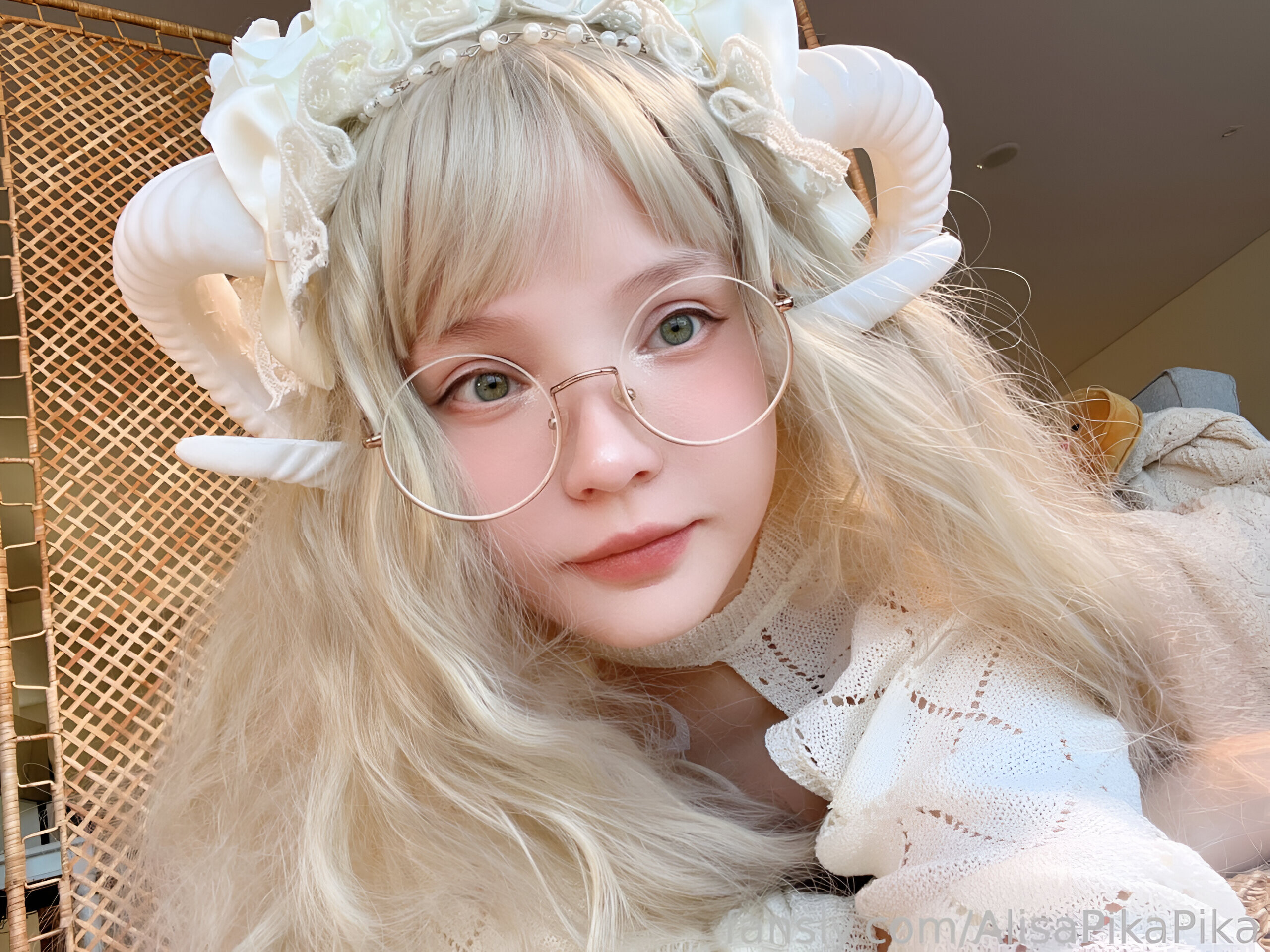 Rocksy Light / AlisaPikaPika Patreon Nude Leaks photo leak 3072 of 4149