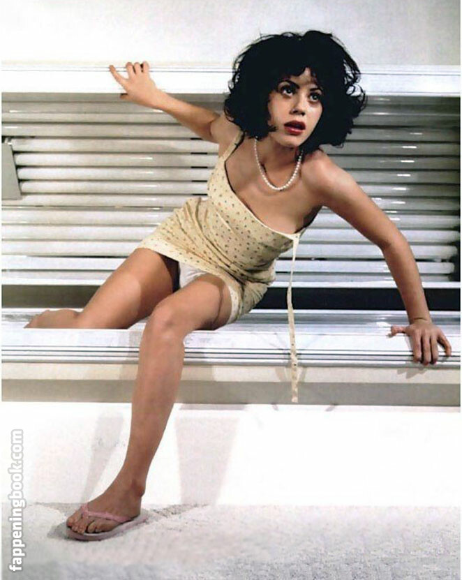 Fairuza Balk Onlyfans Nude Leaked Photos photo leak 1 of 49