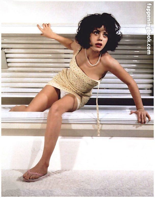 Fairuza Balk Onlyfans Nude Leaked Photos photo leak 22 of 49