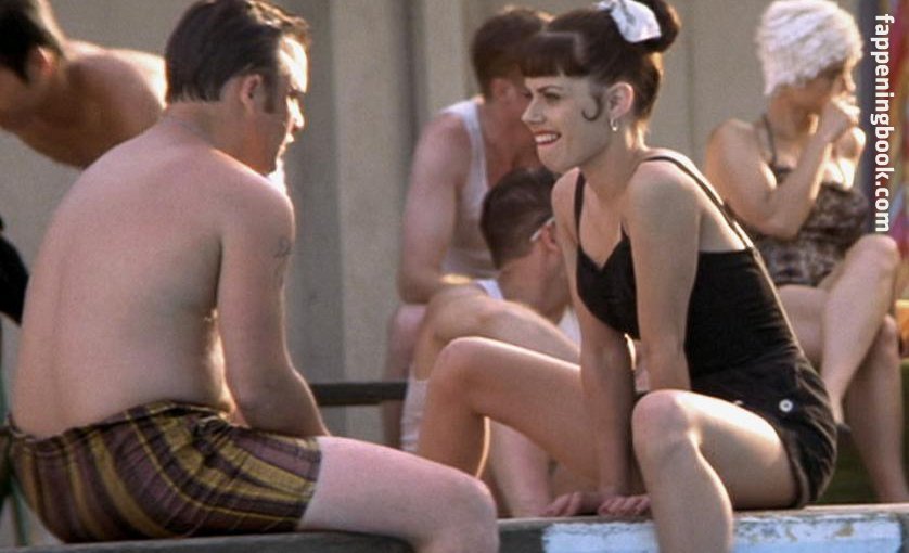 Fairuza Balk Onlyfans Nude Leaked Photos photo leak 45 of 49