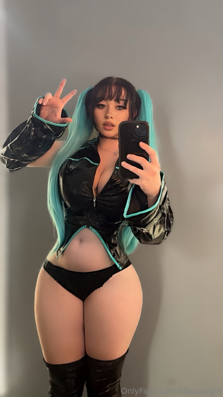 Lux Reid | lilbussygirl OnlyFans Nude Leaks photo leak 45 of 335
