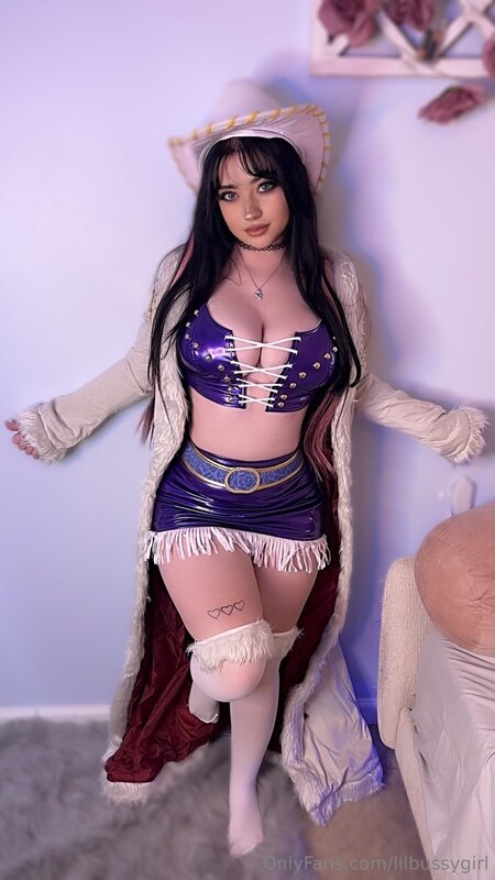 Lux Reid | lilbussygirl OnlyFans Nude Leaks photo leak 57 of 335