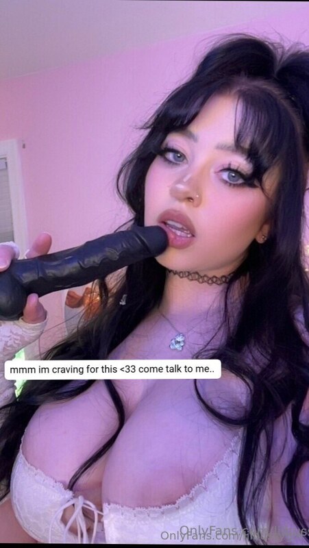 Lux Reid | lilbussygirl OnlyFans Nude Leaks photo leak 71 of 335