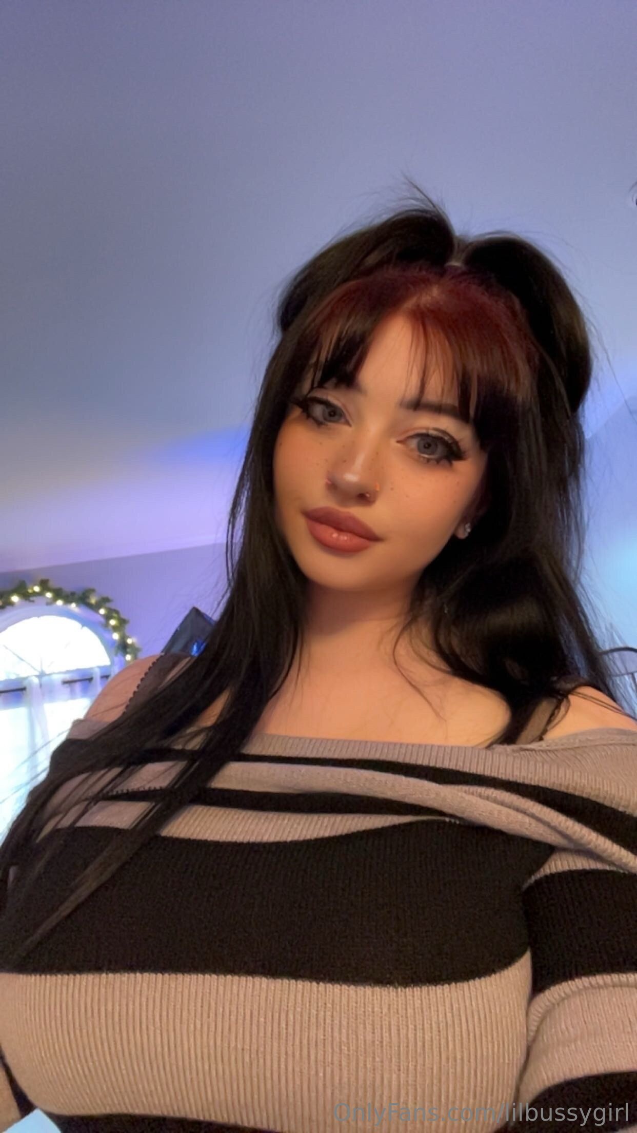 Lux Reid | lilbussygirl OnlyFans Nude Leaks photo leak 188 of 335