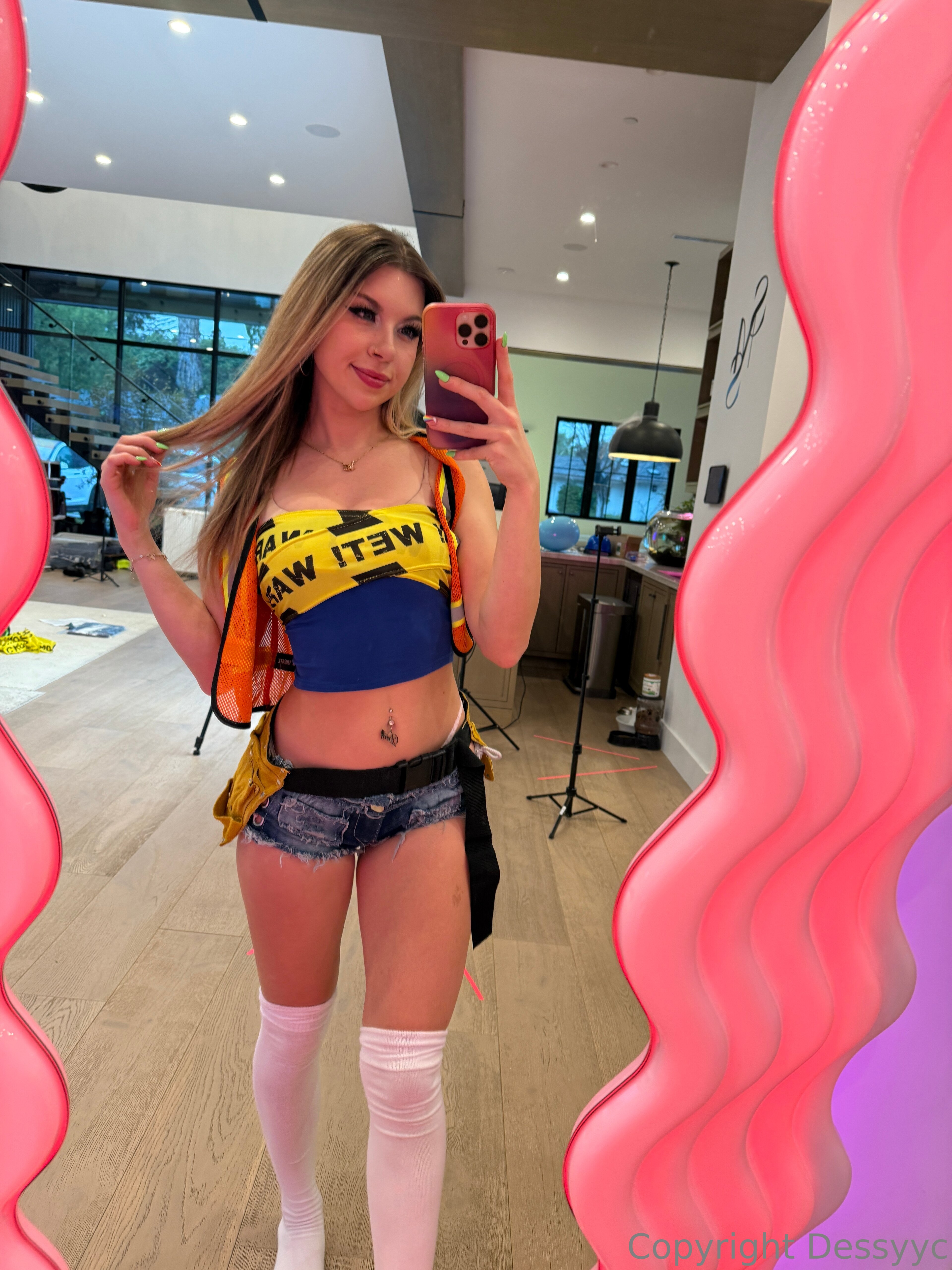 Dessyyc | Dessy | oxdessyxo OnlyFans Nude Leaks photo leak 434 of 1034
