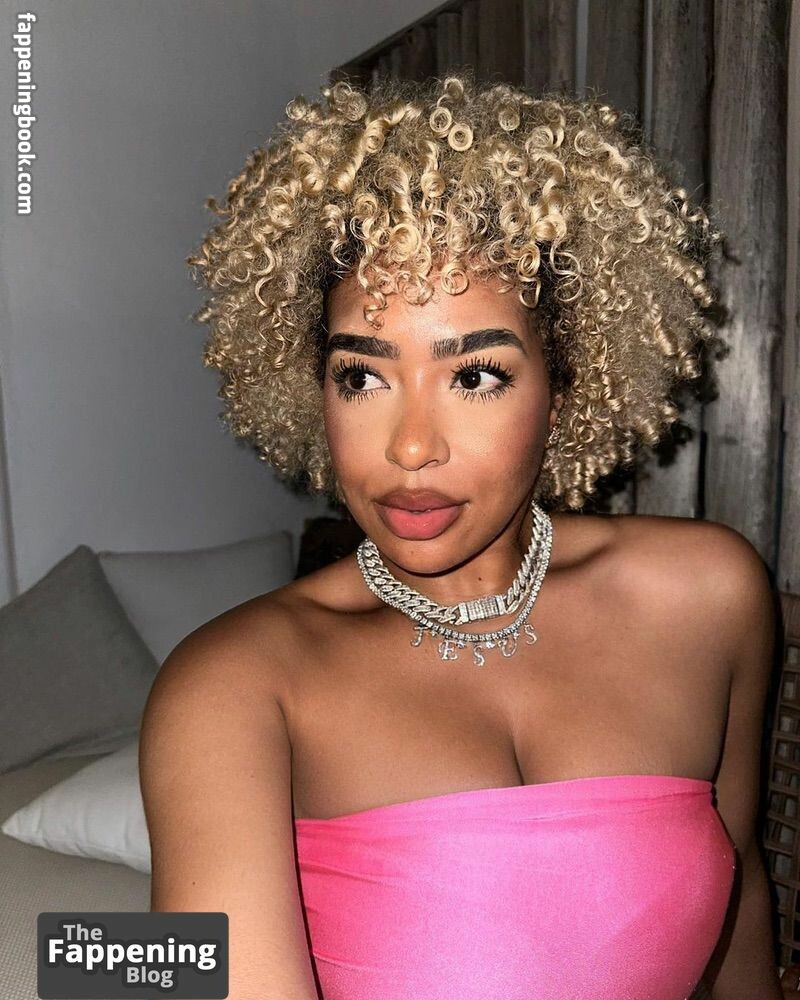 B. Simone Onlyfans Nude Leaked Photos photo leak 1 of 35