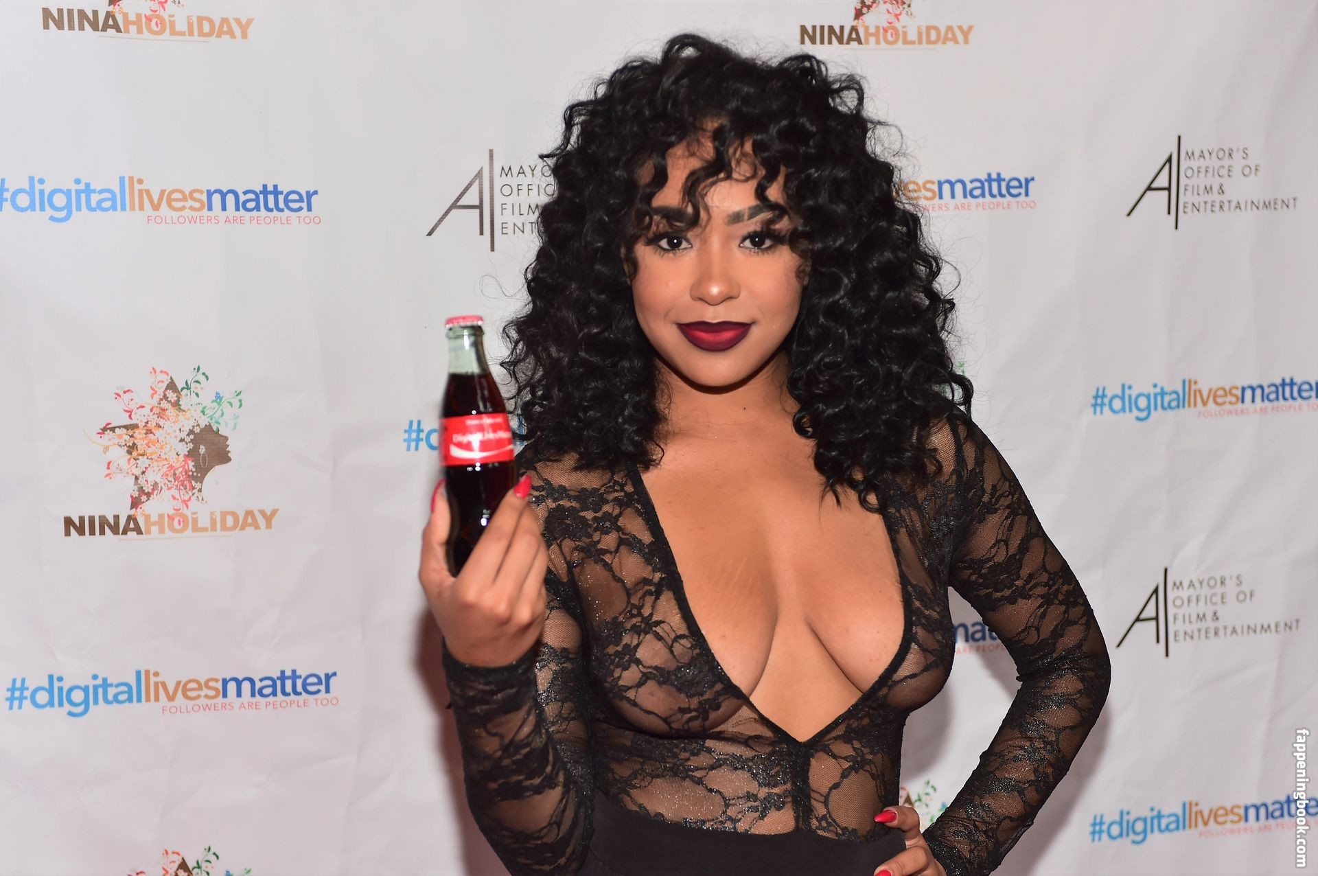 B. Simone Onlyfans Nude Leaked Photos photo leak 34 of 35