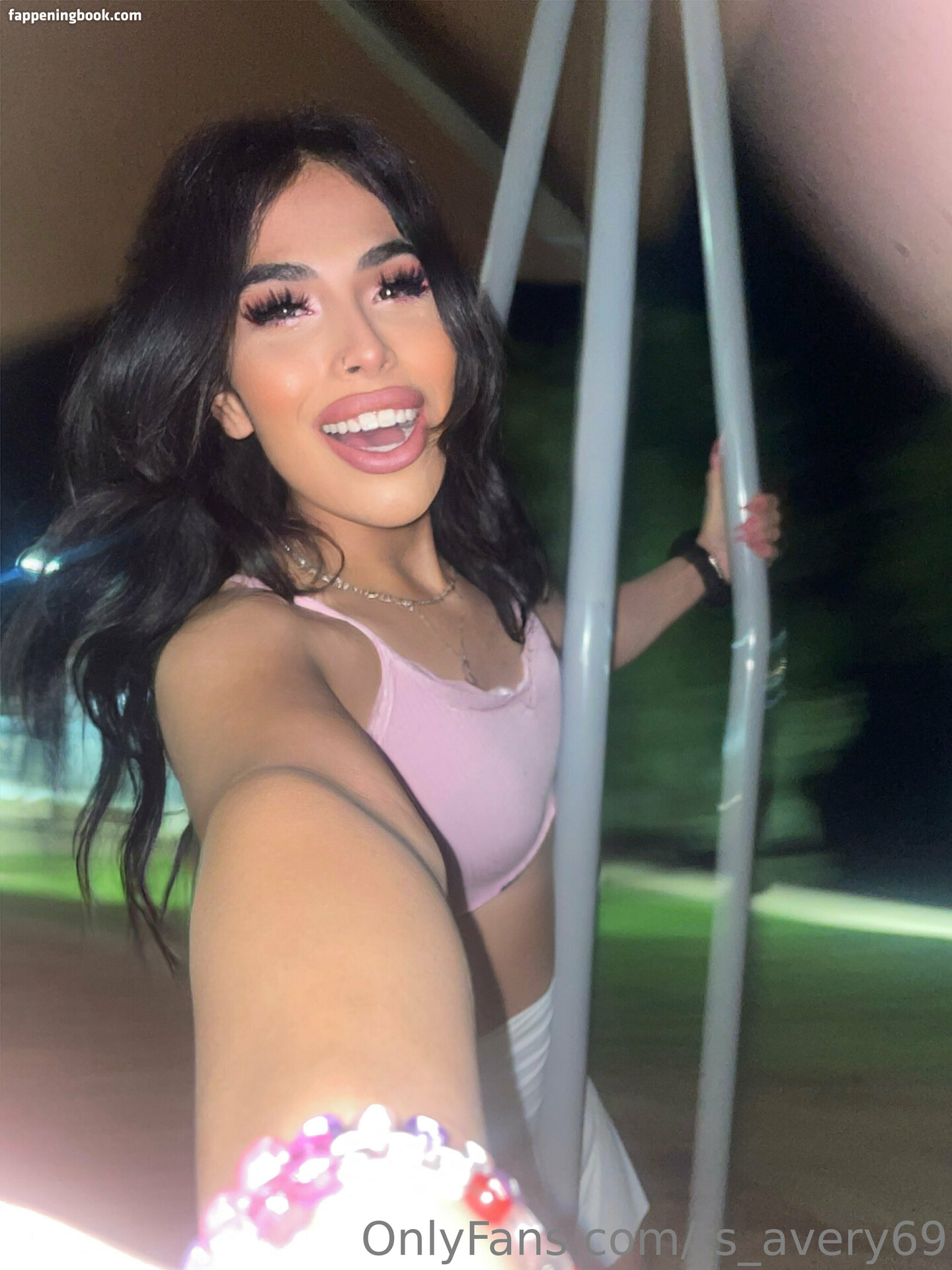 averylustx Onlyfans Nude Leaked Photos photo leak 2 of 32