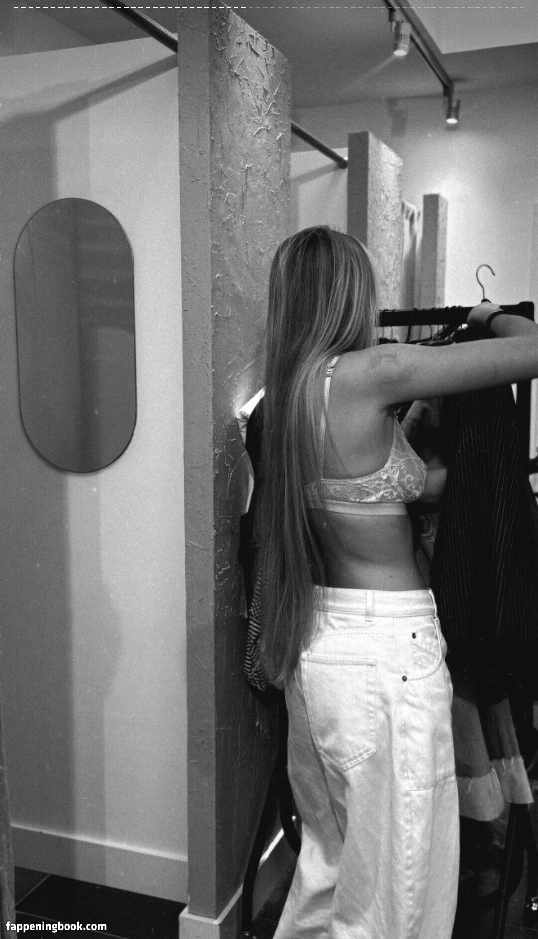 Lies Zhara Onlyfans Nude Leaked Photos photo leak 15 of 48