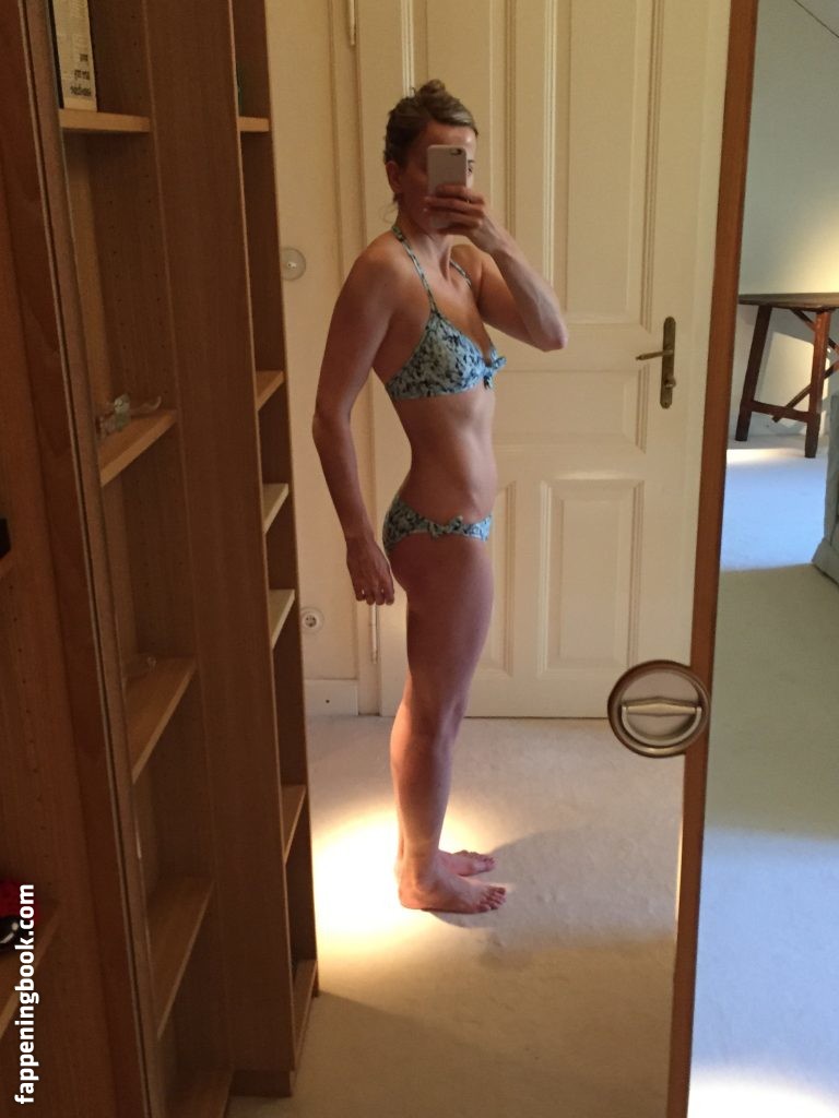Susie Wolff Onlyfans Nude Leaked Photos photo leak 17 of 31