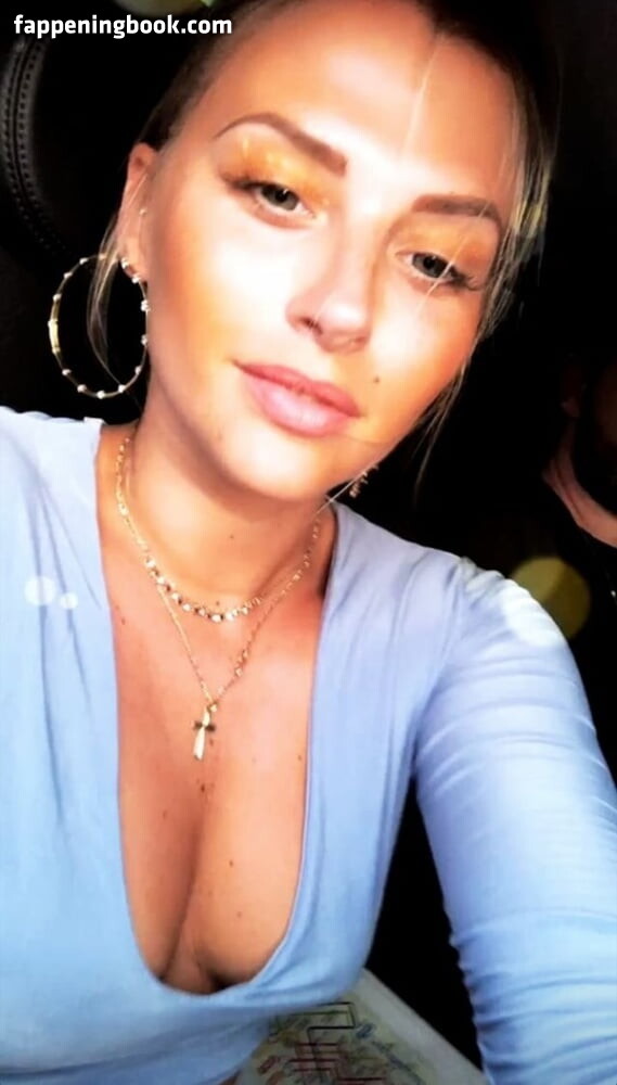Kelly Vedovelli Onlyfans Nude Leaked Photos photo leak 35 of 49