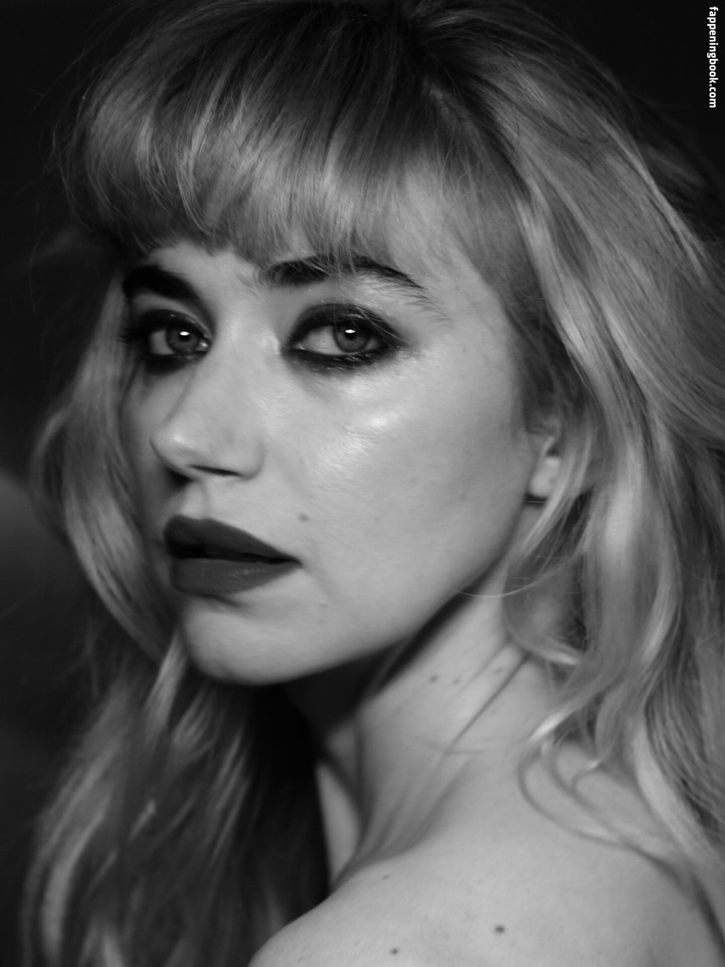 Imogen Poots Onlyfans Nude Leaked Photos photo leak 24 of 50