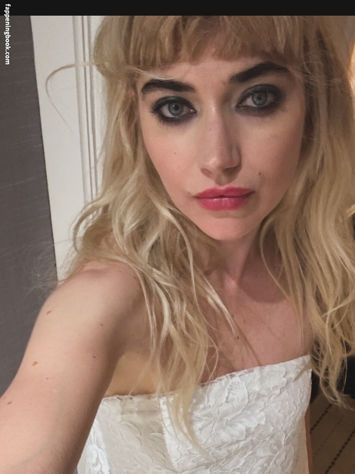 Imogen Poots Onlyfans Nude Leaked Photos photo leak 25 of 50