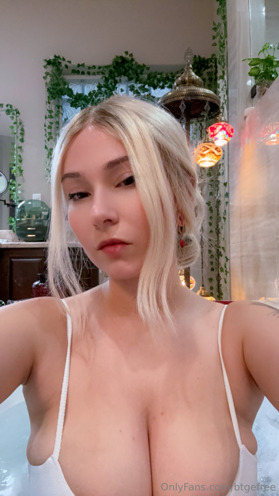 BigTittyGothEgg OnlyFans Nude Leaks photo leak 1319 of 2039