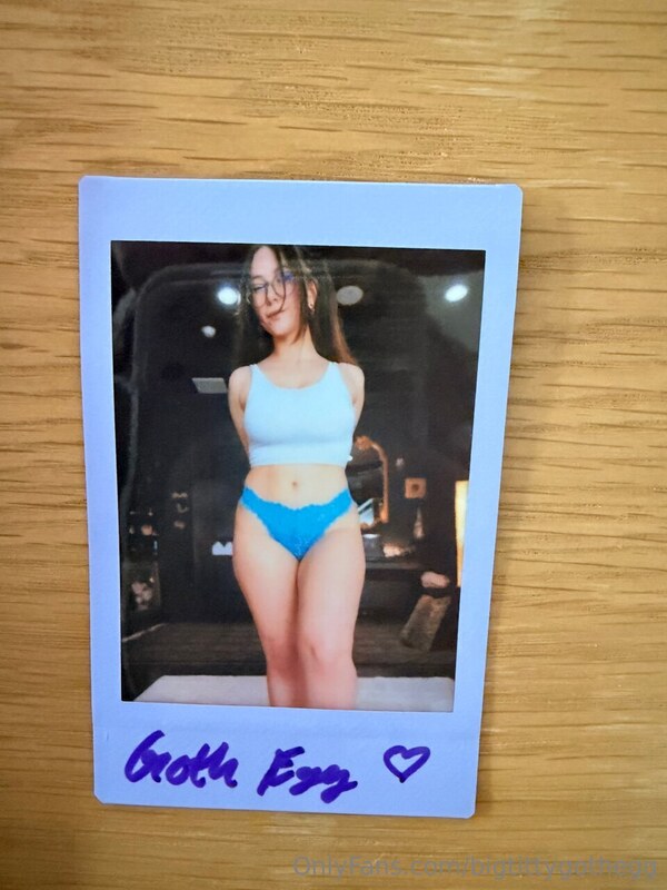 BigTittyGothEgg OnlyFans Nude Leaks photo leak 220 of 2039