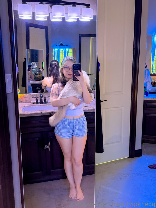 BigTittyGothEgg OnlyFans Nude Leaks photo leak 345 of 2039