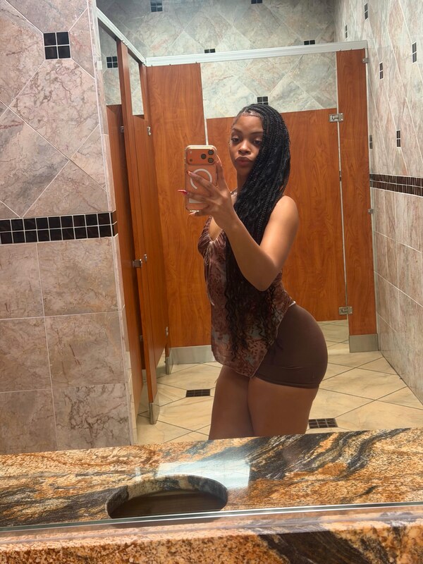 Taiispicyy / mytaiii OnlyFans Nude Leaks photo leak 10 of 24 Taiispicyy / mytaiii OnlyFans Nude Leaks photo leak 10 of 24