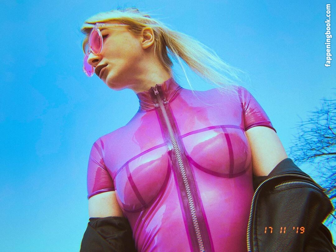 Bronnica Onlyfans Nude Leaked Photos photo leak 19 of 37