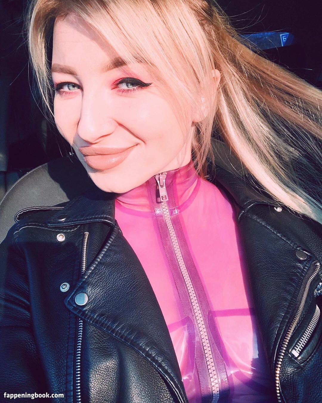 Bronnica Onlyfans Nude Leaked Photos photo leak 29 of 37