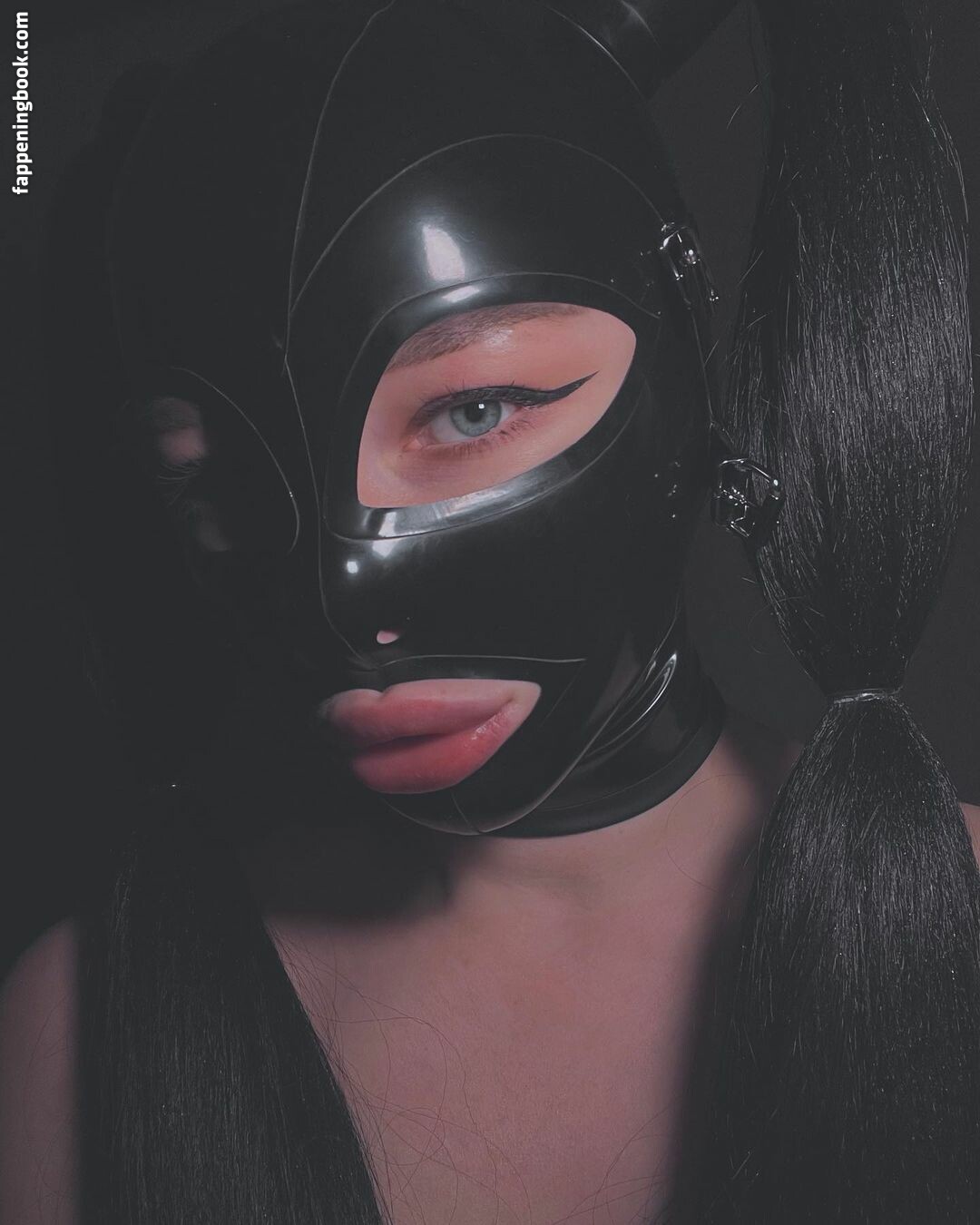 Bronnica Onlyfans Nude Leaked Photos photo leak 32 of 37