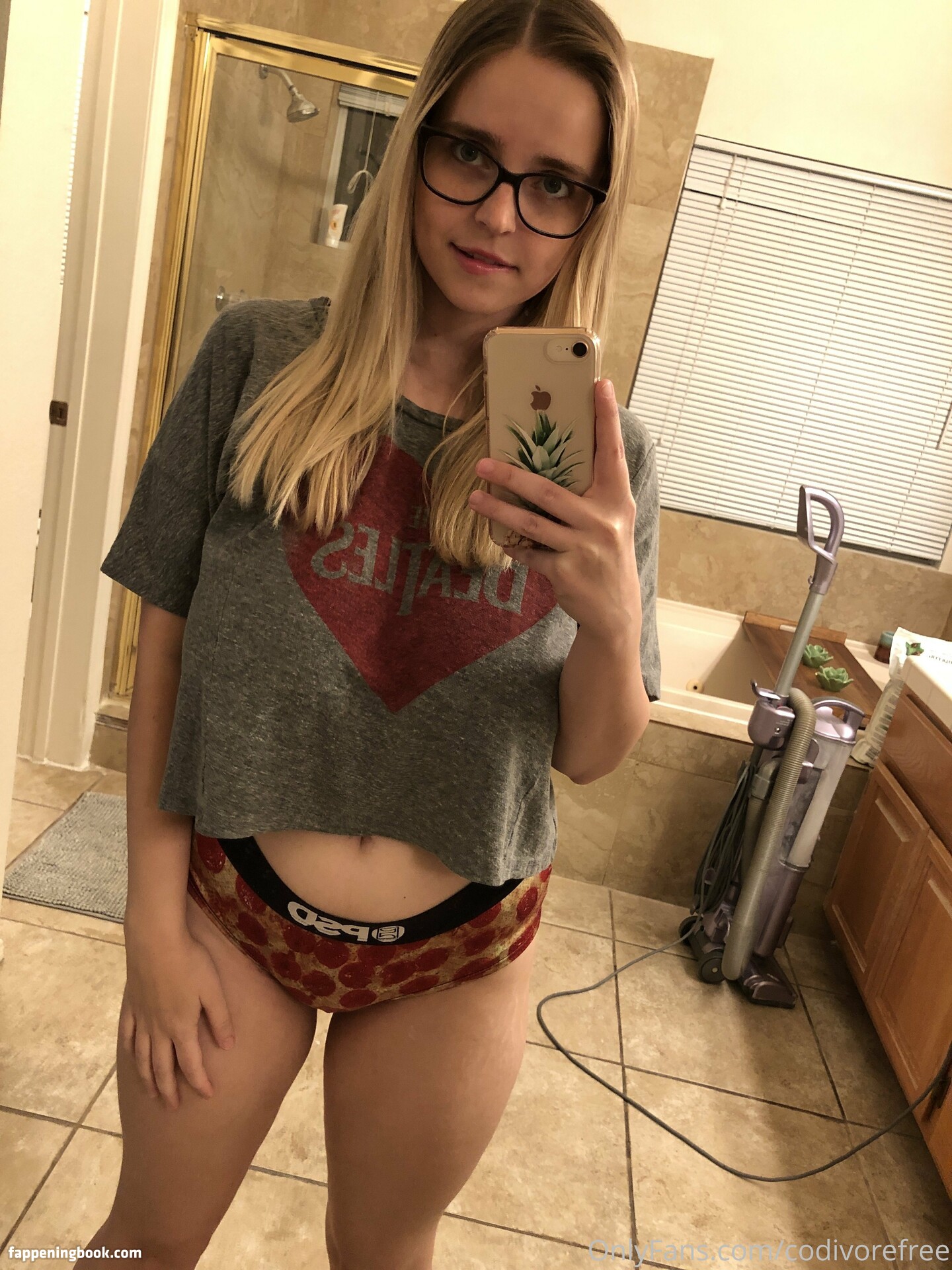 codivorefree Onlyfans Nude Leaked Photos photo leak 7 of 40