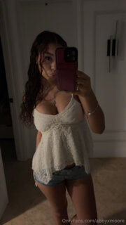 zoehernan.11/zoe.hern11/abbyxmoore OnlyFans Nude Leaks photo leak 16 of 27