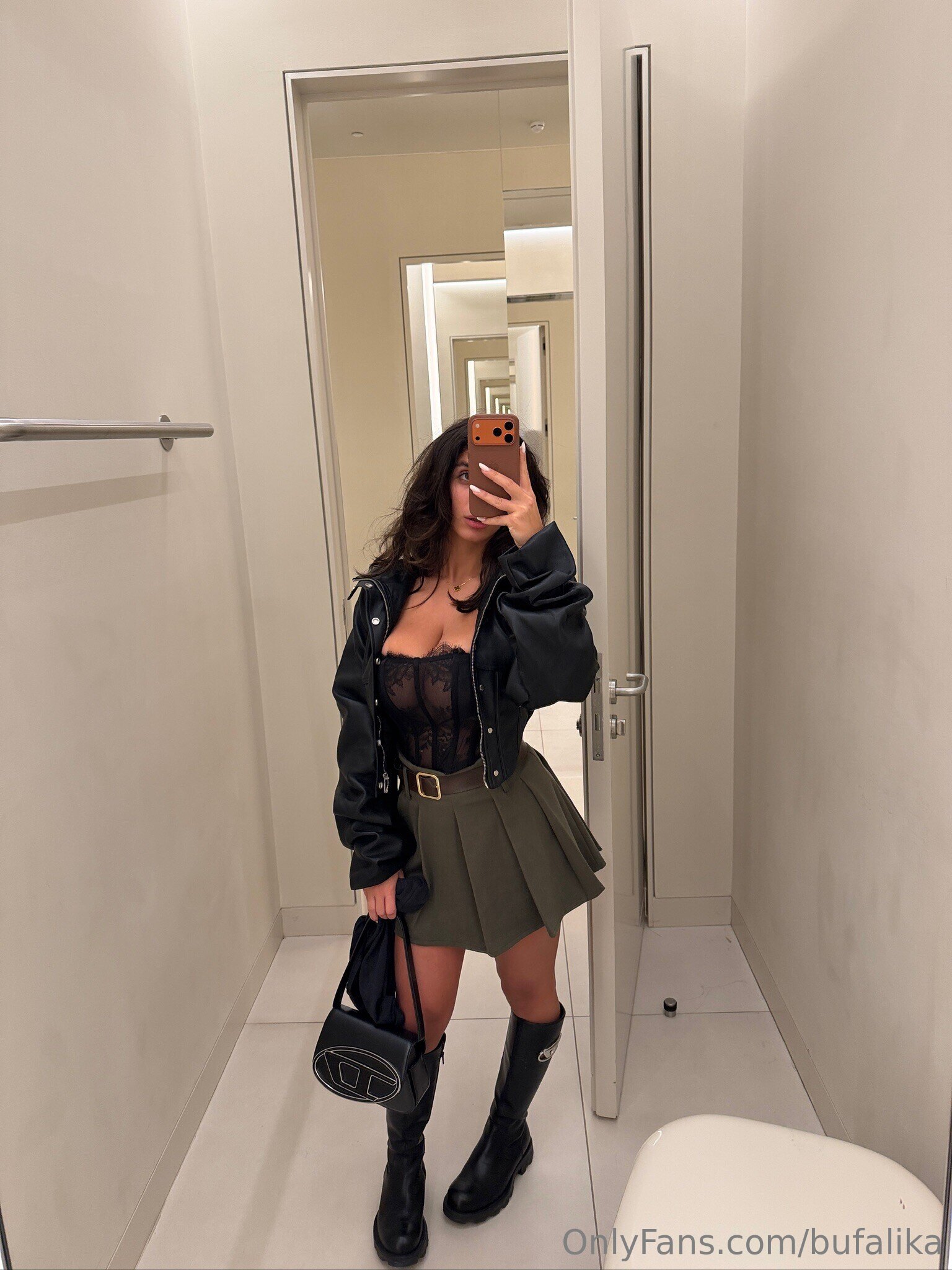 Ika D'Auria / bufalika OnlyFans Nude Leaks photo leak 332 of 852