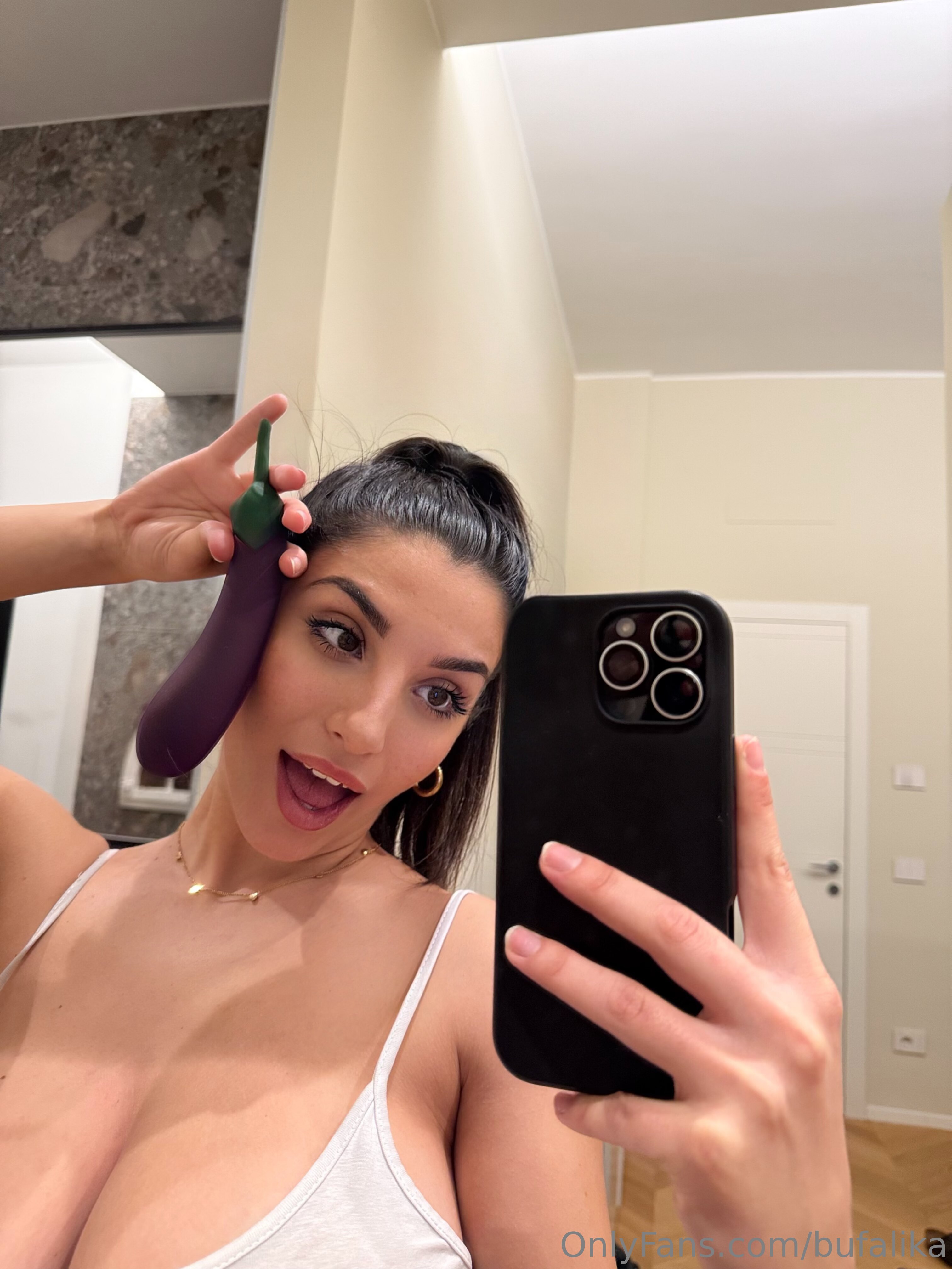Ika D'Auria / bufalika OnlyFans Nude Leaks photo leak 797 of 852