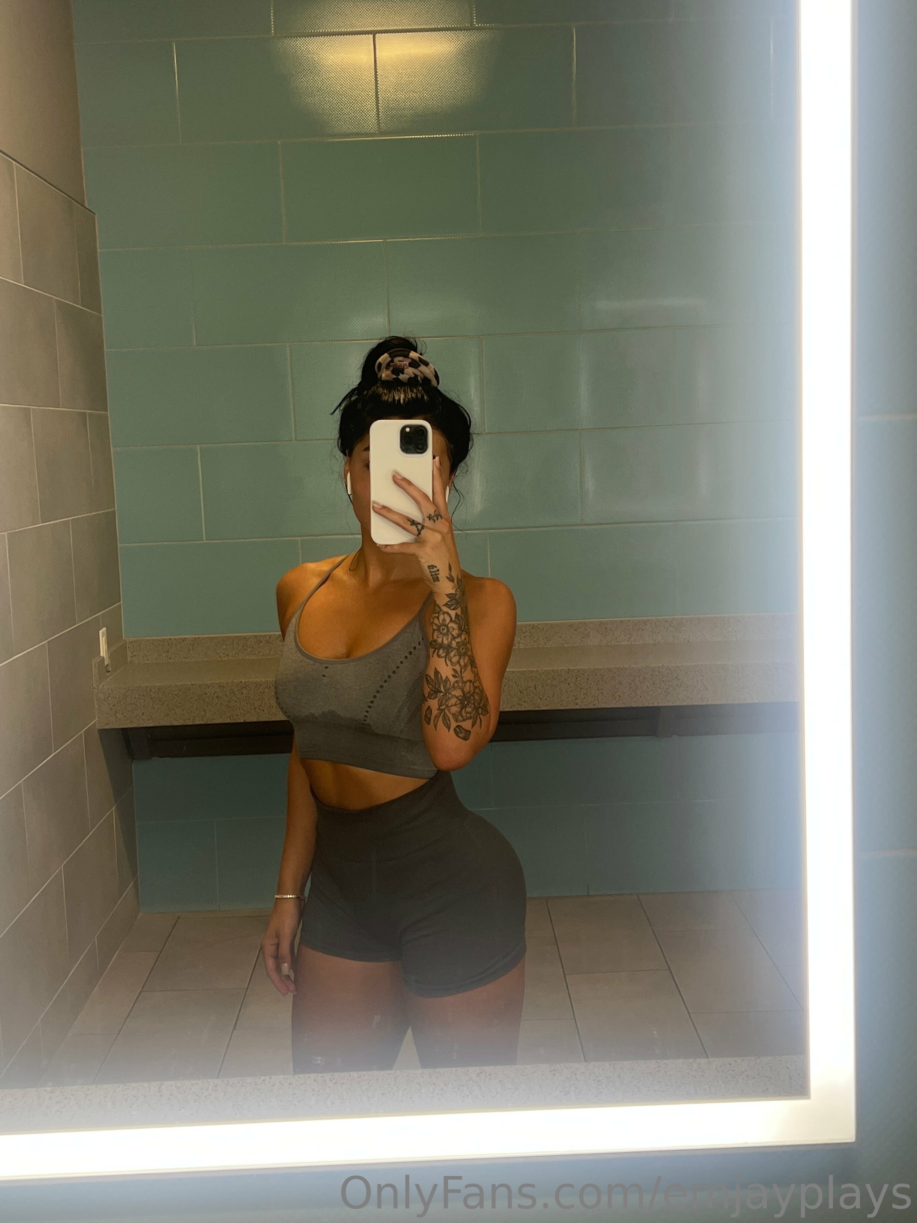 Emily Rinaudo | EmjayyPlays OnlyFans Nude Leaks photo leak 98 of 206