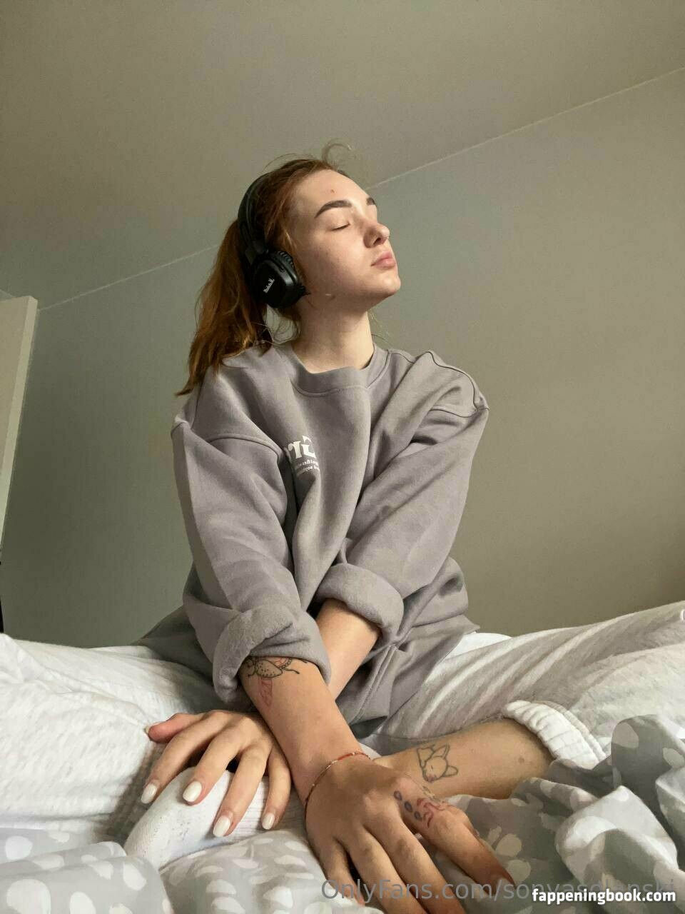 sonyasolanski Onlyfans Nude Leaked Photos photo leak 22 of 49