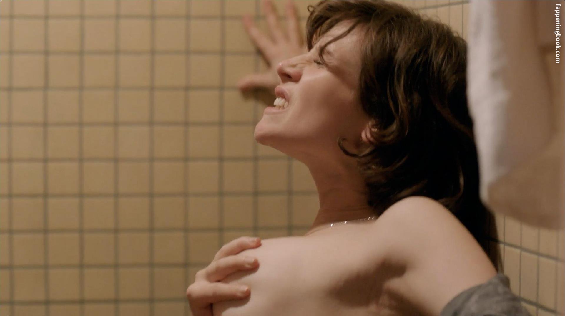 Yael Stone Onlyfans Nude Leaked Photos photo leak 4 of 31