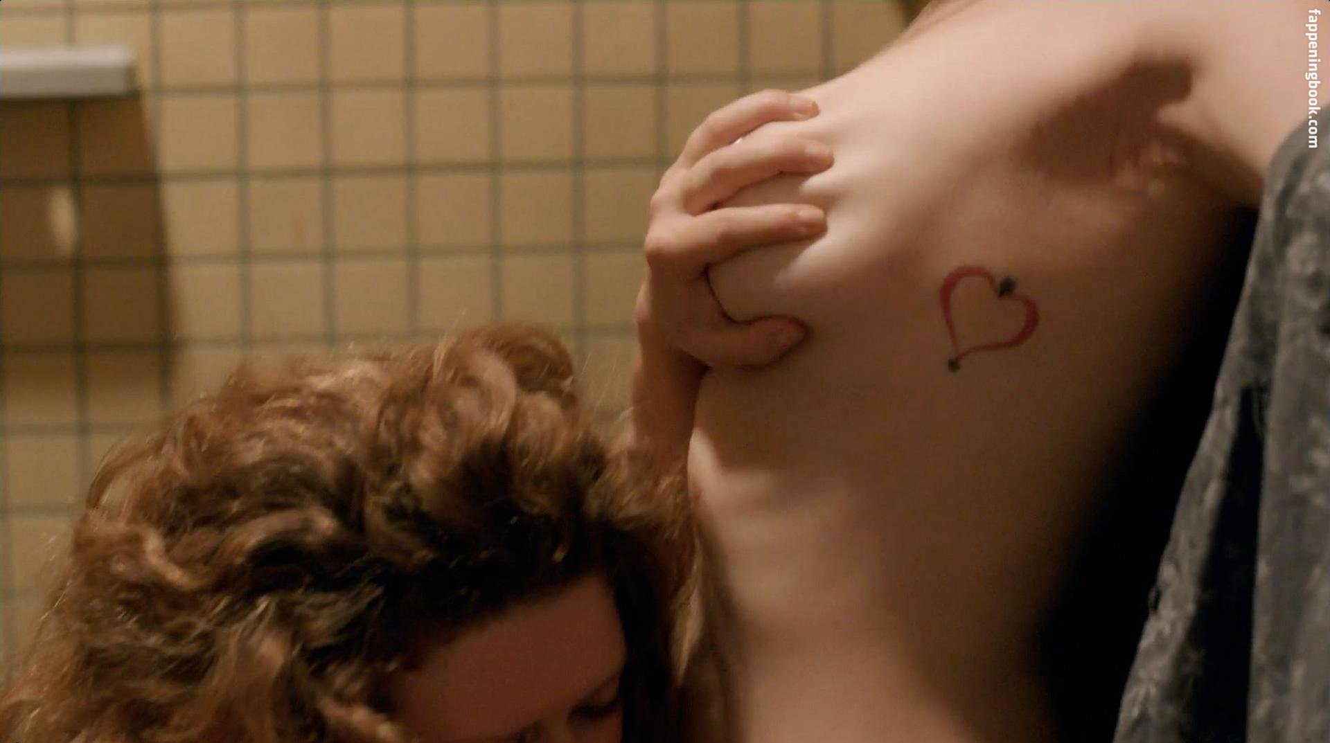 Yael Stone Onlyfans Nude Leaked Photos photo leak 9 of 31