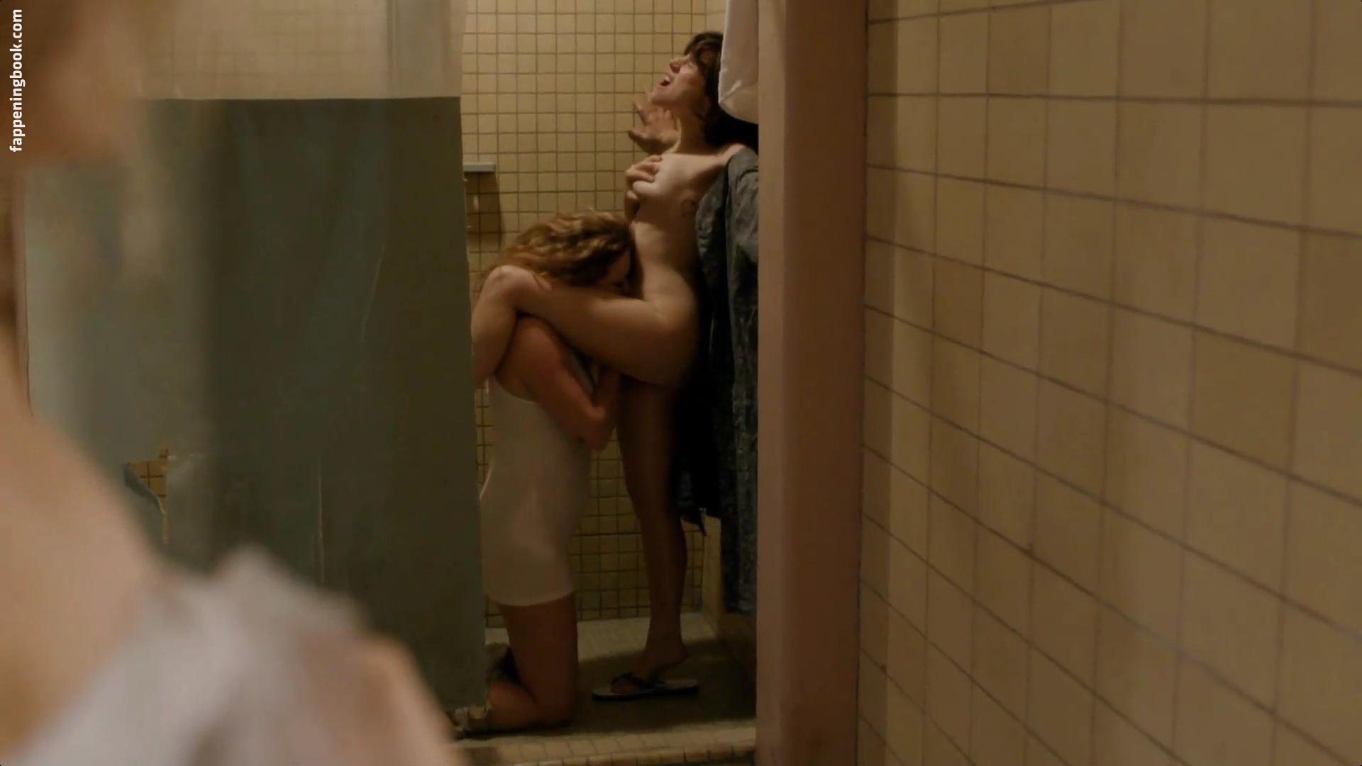 Yael Stone Onlyfans Nude Leaked Photos photo leak 25 of 31