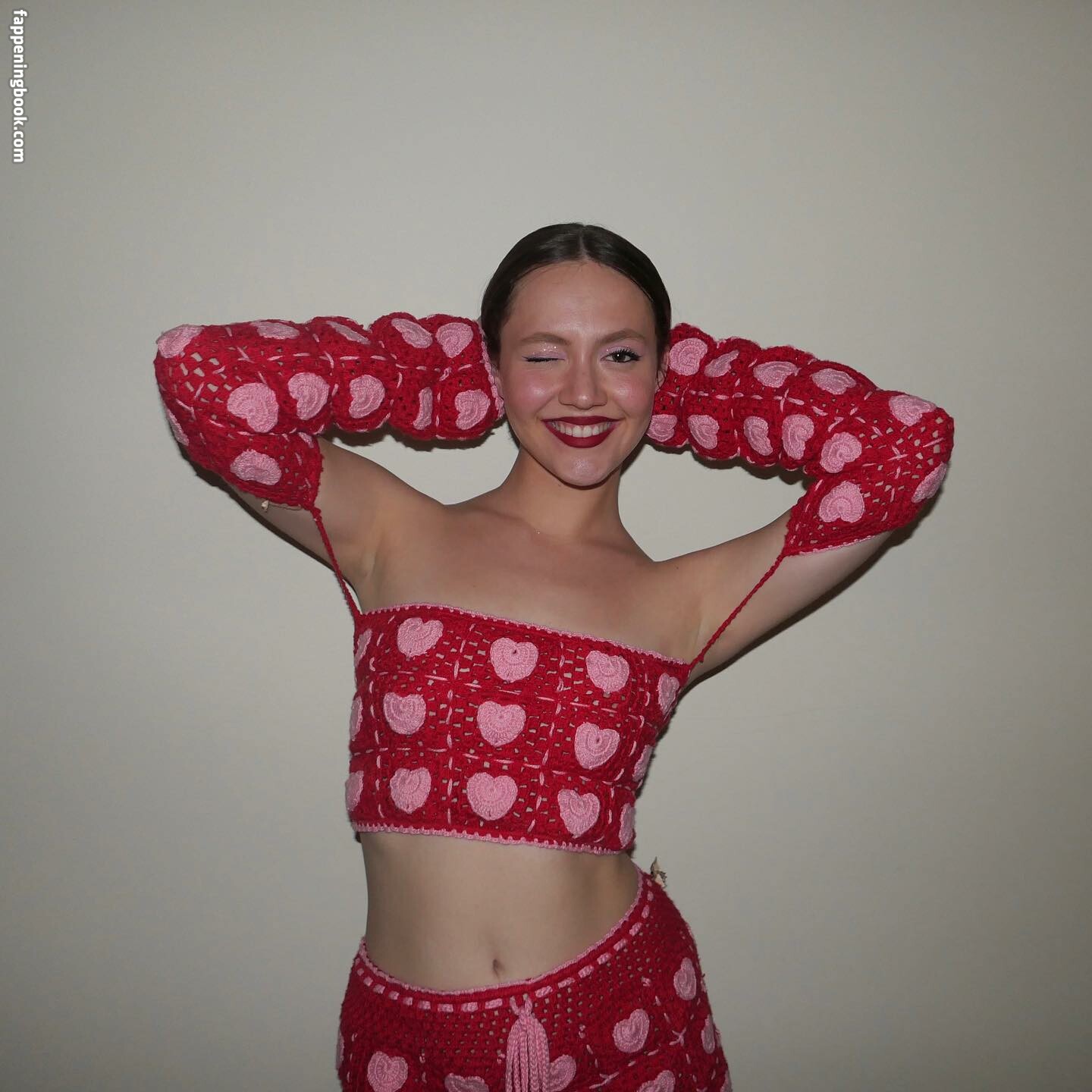 Iris Apatow Onlyfans Nude Leaked Photos photo leak 25 of 31